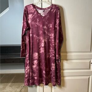 Lularoe Emily swing dress, size L, purple-maroon tie dye.